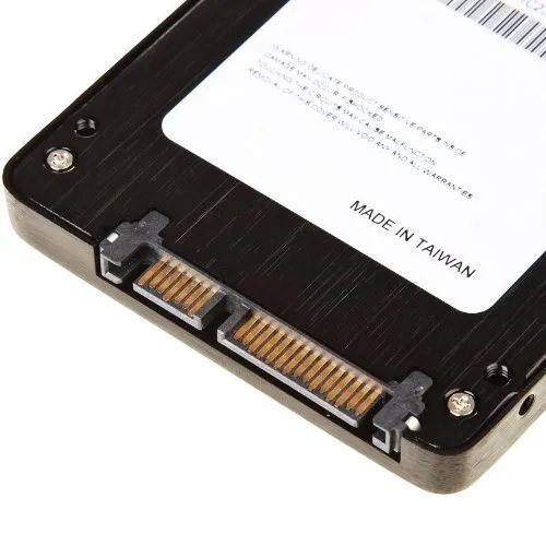 A-Data Premier Pro SP900 4