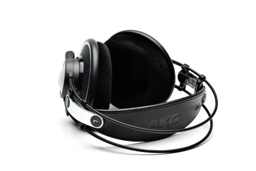 AKG K702 2
