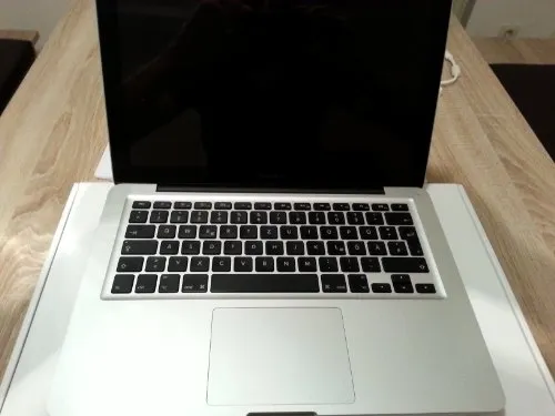 Apple Macbook Pro 15 mit Retina Display (Mid 2012) 2
