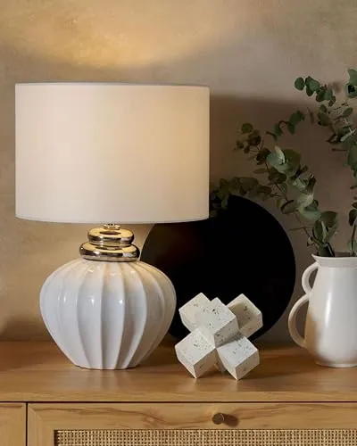 Beliani Tischlampe UC 2