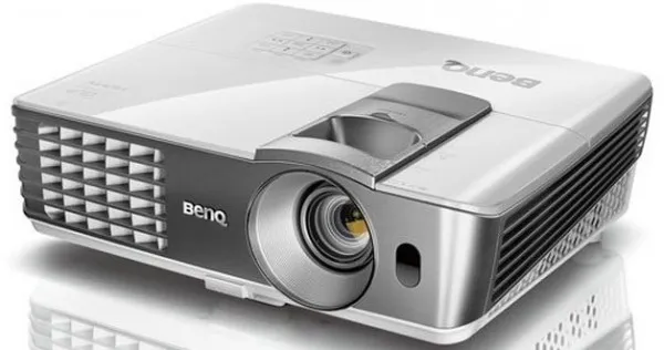 BenQ W1070 2