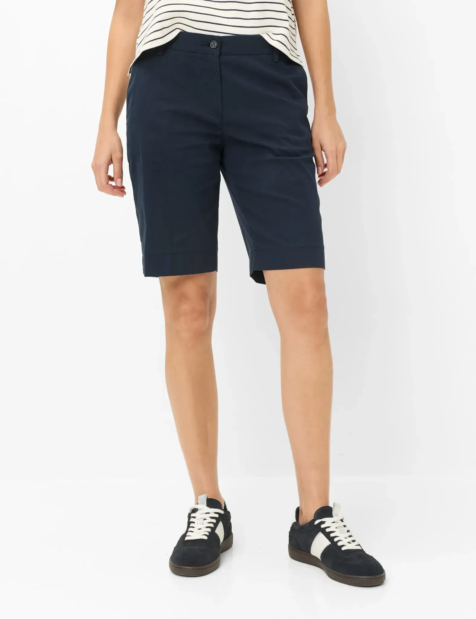 Bermudas Blau 44