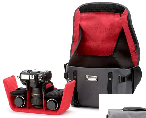 Booq Python Courier 2