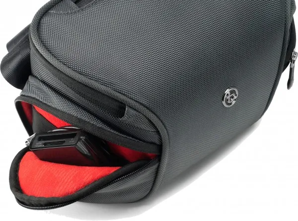 Booq Python Mirrorless 5