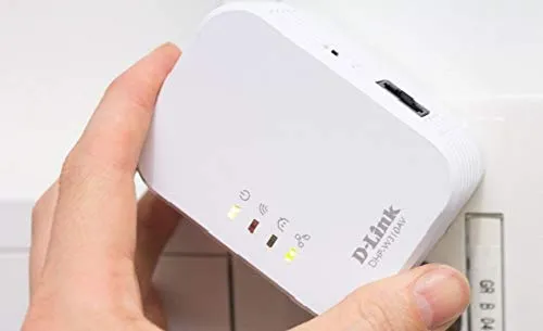 D-Link PowerLine AV 500 Wireless N Mini Starter Kit (DHP-W311AV) 3