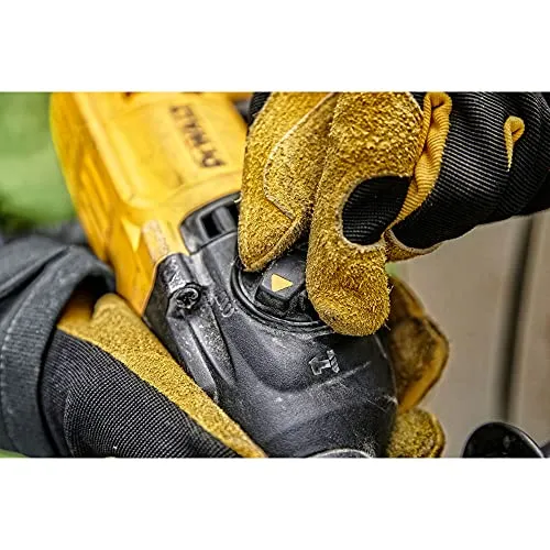DEWALT D25133K 4