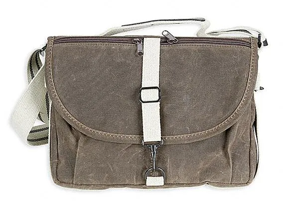 Domke F-803 Wax Wear 2