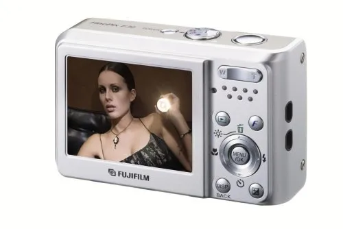 Fujifilm Finepix F30 2