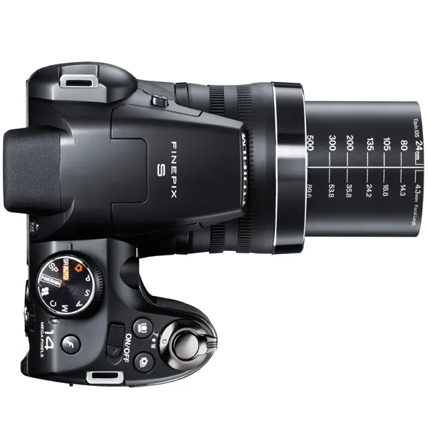 Fujifilm FinePix S4300 3