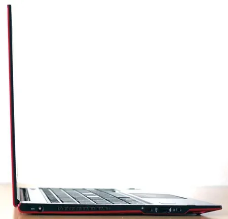 Fujitsu Lifebook U772 3