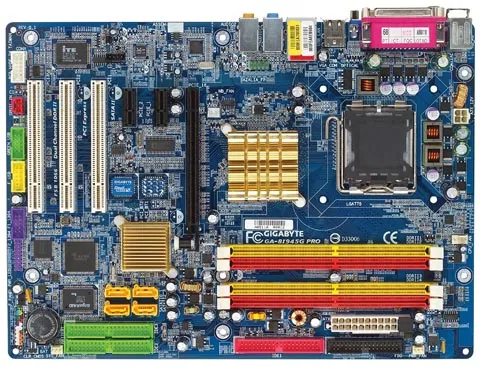 Gigabyte GA-8I945G Pro