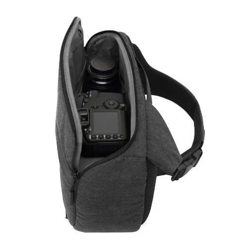 Incase DSLR Sling Pack 3