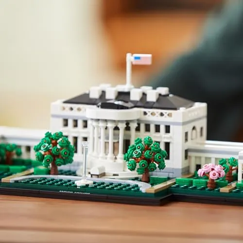 LEGO 21054 3