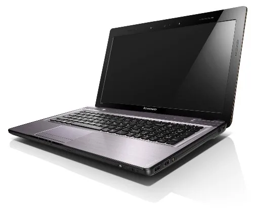 Lenovo IdeaPad Y570-M62GJGE 3