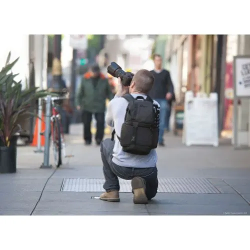 Lowepro DSLR Video Fastpack 250 AW 7