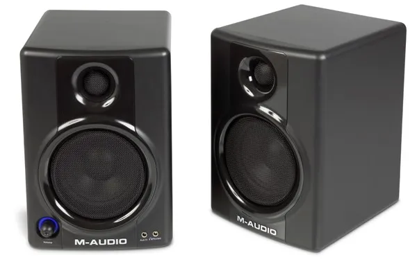 M-Audio AV30 3