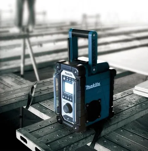 Makita DMR115 7
