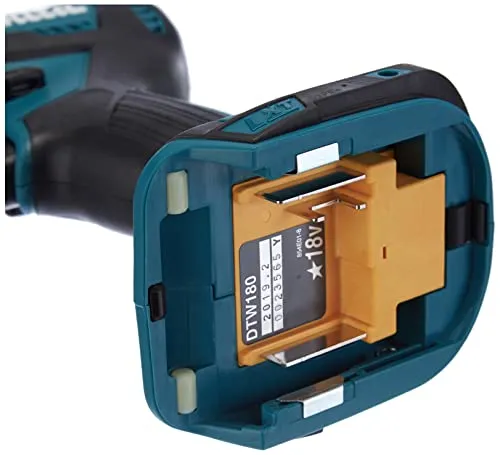 Makita DTW180Z 6