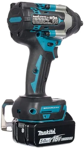 Makita DTW700 5