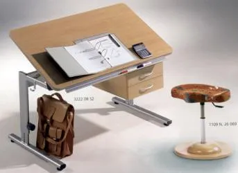 Mayer Young College mit Schubladen