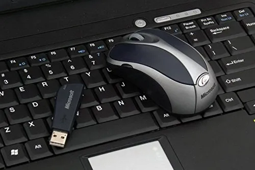 Microsoft Wireless Notebook Optical Mouse 4000 6