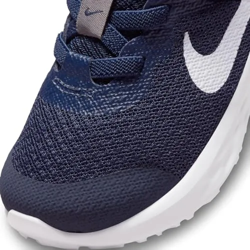 Nike Revolution 6 4