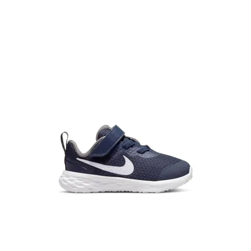 Nike Revolution 6 7