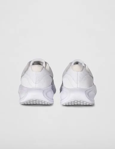 NIKE Revolution 8 5