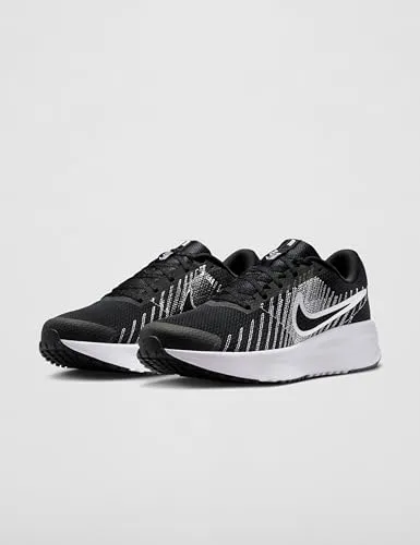 Nike Run Defy
