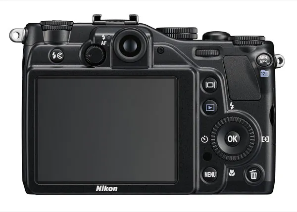 Nikon Coolpix P7000 2