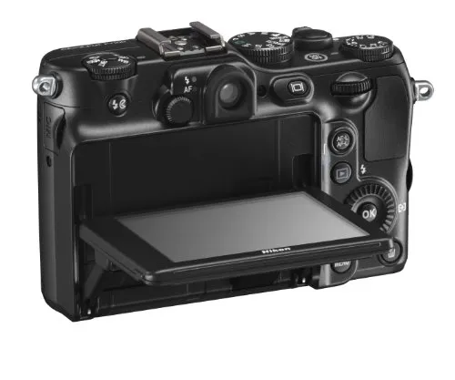 Nikon Coolpix P7100 2