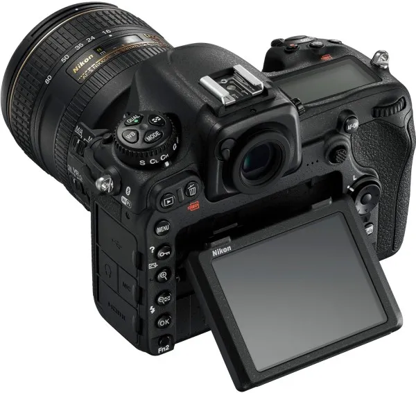 Nikon D500 4
