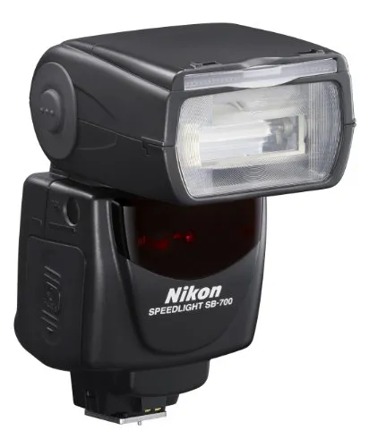 Nikon SB-700 2