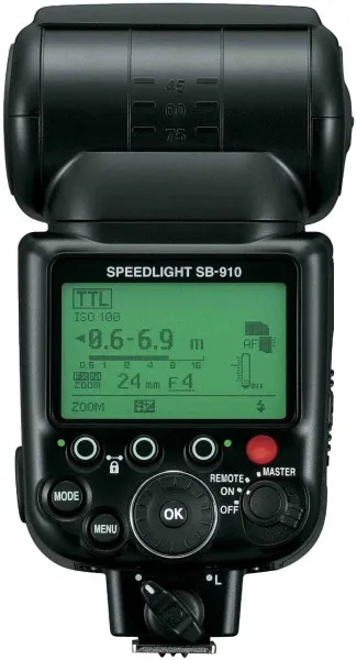 Nikon Speedlight SB-910 2