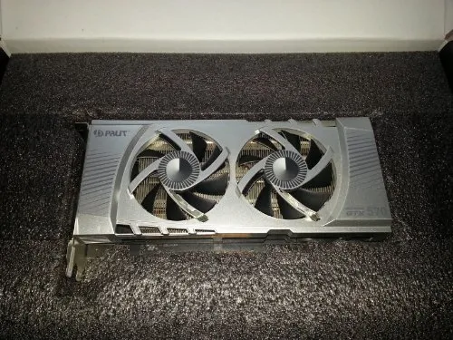 Palit GTX 570 Sonic Platinum 2