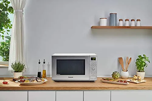 Panasonic NN-CF771S 2