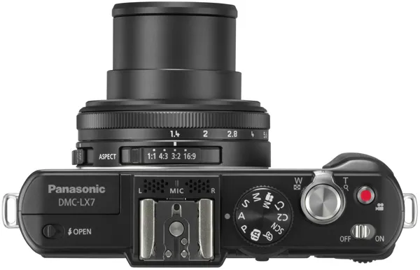 Panasonic Lumix DMC-LX7 3