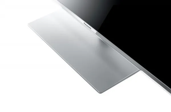 Panasonic TX-L47ETW60 4