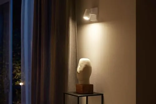 Philips Hue Argenta 4