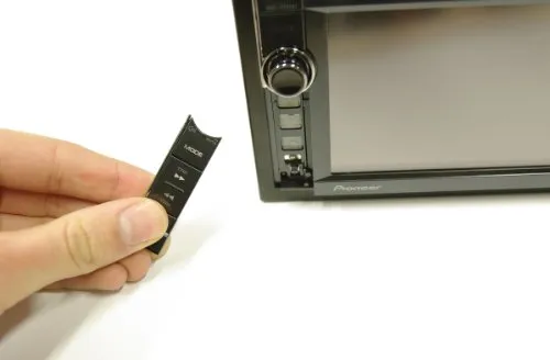 Pioneer AVIC-F930BT 5