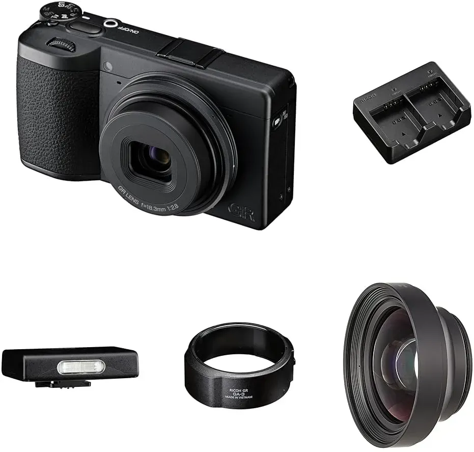 Ricoh GR IV