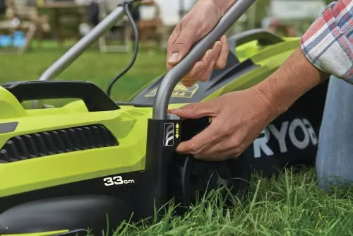 RYOBI RLM15E36H 6