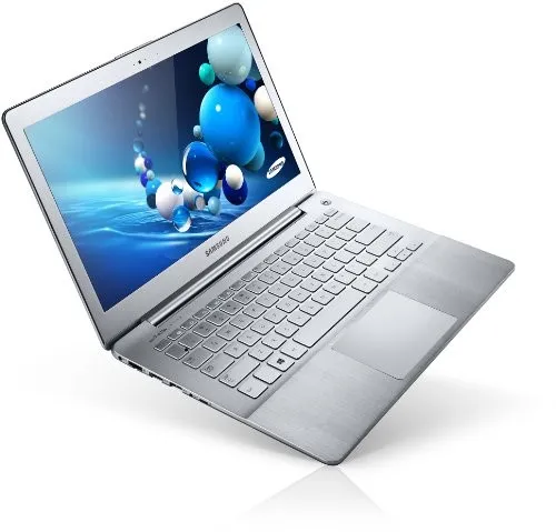 Samsung NP730U3E 2