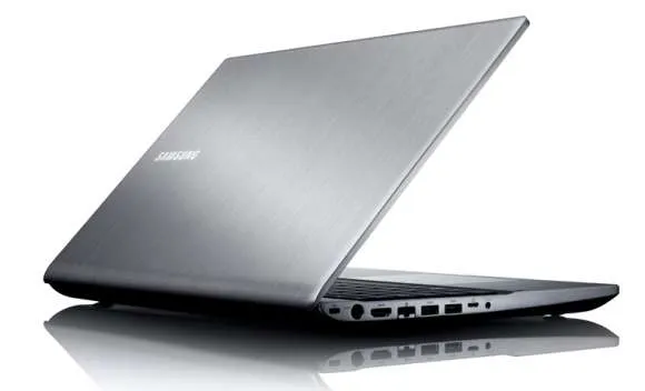 Samsung Series 7 Chronos NP700Z5A-S02