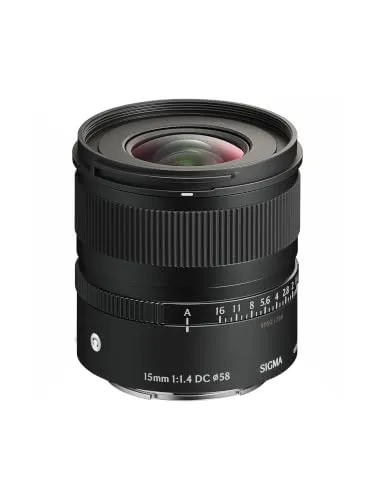 Sigma 15mm F1.4 DC Contemporary 3