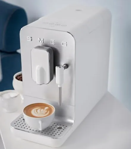 Smeg BCC12WHMEU 5