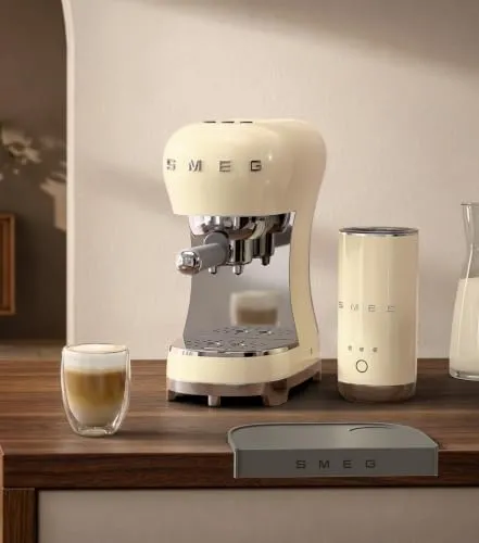 Smeg ECF12CREU 4