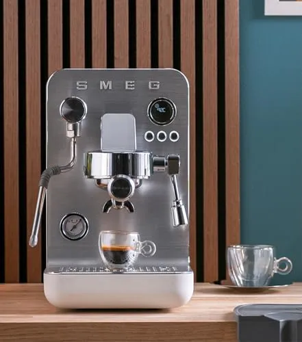 Smeg MiniPro EMC02 5