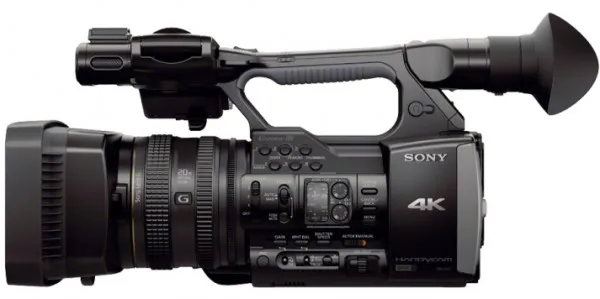 Sony FDR-AX1 3