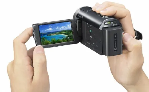 Sony HDR-CX305 2